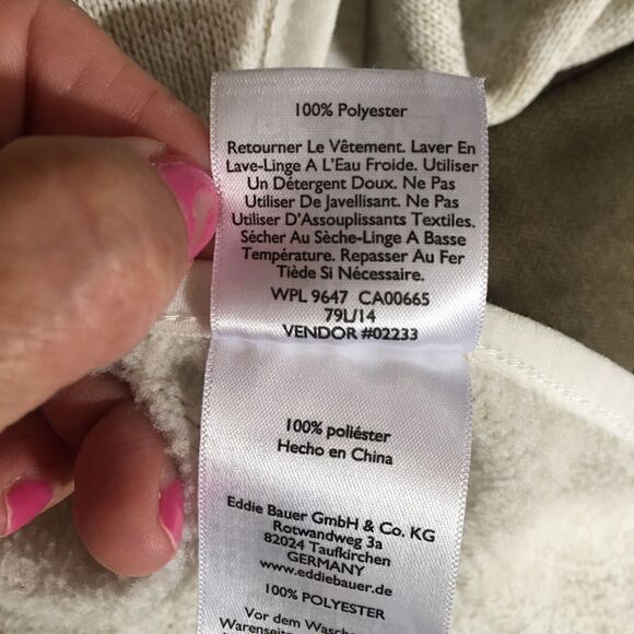 Eddie Bauer Poncho   - Picture 8 of 9